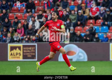 Unterhaching, Deutschland. 26 ottobre 2024. Markus Schwabl (SpVgg Unterhaching, 23), SpVgg Unterhaching vs. FC Viktoria Koeln, Fussball, 3. Liga, 12 anni. Spieltag, Saison 2024/2025, 26.10.2024, LE NORMATIVE DFL VIETANO QUALSIASI USO DI FOTOGRAFIE COME SEQUENZE DI IMMAGINI, foto: Eibner-Pressefoto/Jenni Maul Credit: dpa/Alamy Live News Foto Stock