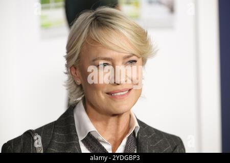 Los Angeles, Stati Uniti. 26 ottobre 2024. Robin Wright all'AFI Fest 2024 'Here' World Premiere Screening tenutosi al TCL Chinese Theatre, Los Angeles, CA, 25 ottobre 2024. Foto: Joseph Martinez/PictureLux credito: PictureLux/The Hollywood Archive/Alamy Live News Foto Stock