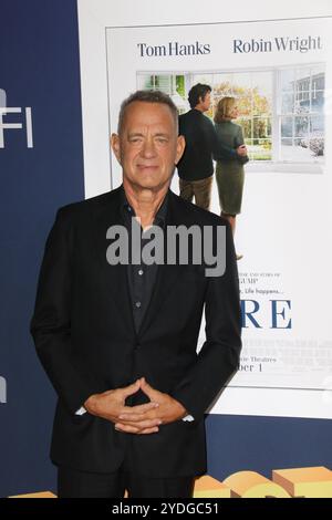 Los Angeles, Stati Uniti. 26 ottobre 2024. Tom Hanks all'AFI Fest 2024 'Here' World Premiere Screening tenutosi al TCL Chinese Theatre di Los Angeles, CA, 25 ottobre 2024. Foto: Joseph Martinez/PictureLux credito: PictureLux/The Hollywood Archive/Alamy Live News Foto Stock