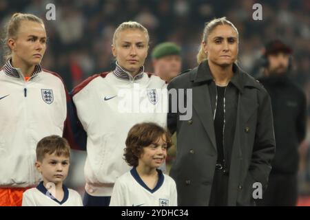 National Anthems Inghilterra contro Germania calcio femminile Wembley Stadium Londra Regno Unito 25 ottobre 2024 Foto Stock