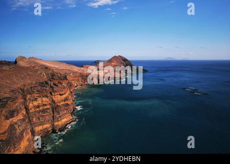 Vista aerea di Capo Ponta de Sao Lourenco, isola di Madeira, Portogallo. Foto Stock