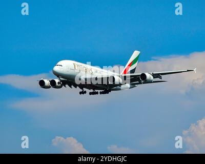 Francoforte, Assia, Germania - 13 agosto 2024: Emirates Airbus A380-861 A6-EUA fra Frankfurt Airport Foto Stock
