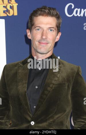 Gwilym Lee agli arrivi per l'AFI FEST 2024 presentato da Canva in anteprima mondiale di HERE, TCL Chinese Theatre, Los Angeles, CA, ottobre 25, 2024. foto di: Priscilla Grant/Everett Collection Foto Stock