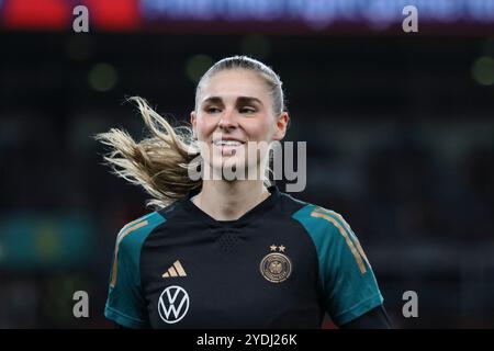 Londra, Inghilterra 25. Oktober 2024: Testspiel Fußball-Frauen-Nationalmannschaft - 2024 - Inghilterra vs. Deutschland Im Bild: Jule Brand (Deutschland) Foto Stock