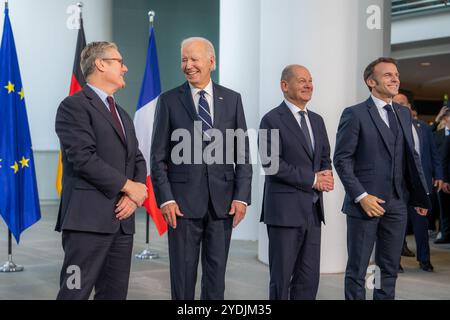 Il presidente Joe Biden incontra i dignitari, venerdì 18 ottobre 2024, a Berlino, Germania. (Foto ufficiale della Casa Bianca di Adam Schultz) Foto Stock