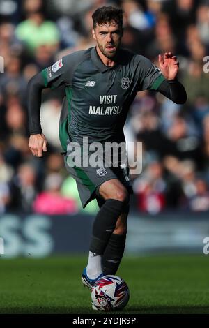 West Bromwich, Regno Unito. 26 ottobre 2024. Calum Chambers di Cardiff City prosegue con il pallone durante la partita del Campionato Sky Bet West Bromwich Albion vs Cardiff City al Hawthorns, West Bromwich, Regno Unito, 26 ottobre 2024 (foto di Gareth Evans/News Images) a West Bromwich, Regno Unito, il 10/26/2024. (Foto di Gareth Evans/News Images/Sipa USA) credito: SIPA USA/Alamy Live News Foto Stock