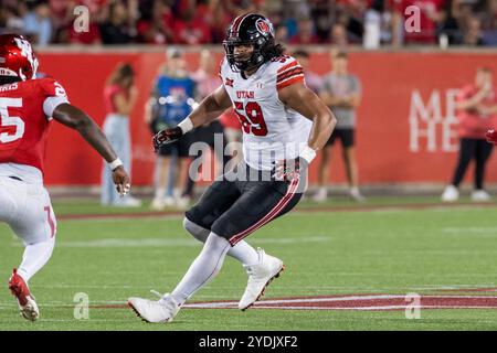 Houston, Texas, Stati Uniti. 26 ottobre 2024. Falcon Kaumatule (59), offensive lineman degli Utah Utes, durante una partita tra gli Utah Utes e gli Houston Cougars a Houston, Texas. Trask Smith/CSM/Alamy Live News Foto Stock