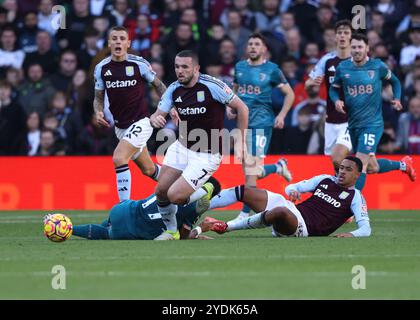 Birmingham, Regno Unito. 26 ottobre 2024. John McGinn (AV) all'Aston Villa contro AFC Bournemouth EPL Match, a Villa Park, Birmingham, Regno Unito il 26 ottobre 2024. Crediti: Paul Marriott/Alamy Live News Foto Stock