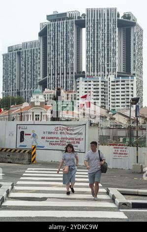 12.04.2019, Singapore, Repubblica di Singapore, Asia, pedonale a Chinatown con il complesso residenziale Pinnacle at Duxton sullo sfondo, Asia Foto Stock