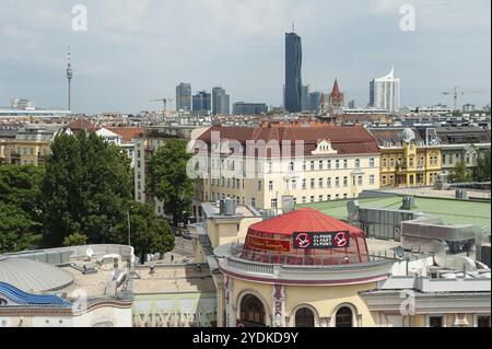 16.06.2019, Vienna, Austria, Europa, Vista dalla ruota panoramica del Prater di Vienna sullo Stuwerviertel verso Donaucity con la Torre DC i in Th Foto Stock