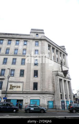 Edificio dei grandi magazzini di Lewis. Ora chiuso a Liverpool Regno Unito Foto Stock