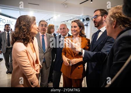 Madrid, 16/09/2024. Isabel Díaz Ayuso, presidente della Comunità di Madrid, partecipa al Forum ABC. Ayuso con i popolari Miguel Tellado, Cuca Gamarra e Javier Maroto, insieme ai presidenti di Valdecarros, Luis Roca de Togores e di Vocento, Ignacio Ybarra. Foto: Tania Sieira. ARCHDC. Crediti: Album / Archivo ABC / Tania Sieira Foto Stock
