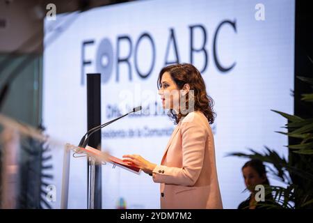 Madrid, 16/09/2024. Isabel Díaz Ayuso, presidente della Comunità di Madrid, partecipa al forum ABC. Foto: Tania Sieira. Arcicc. Crediti: Album / Archivo ABC / Tania Sieira Foto Stock