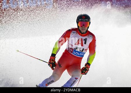 Soelden, Austria. 27 ottobre 2024. SOELDEN, AUSTRIA - OKTOBER 27: Gino Caviezel della Svizzera durante la prima corsa Audi FIS Coppa del mondo di sci alpino - Slalom gigante maschile il 27 ottobre 2024 a Soelden, Austria. 241027 SEPA 26 021 - 20241027 PD2864 credito: APA-PictureDesk/Alamy Live News Foto Stock