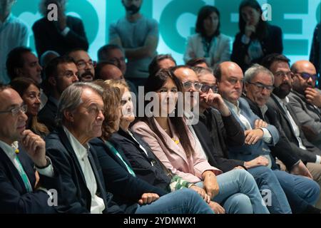 Calella, Spagna. 27 ottobre 2024. L'ultimo giorno del congresso per il partito indipendentista Junts guidato dall'ex presidente Puigdemont, dove è stata ratificata la nuova dirigenza del partito, con Puigdemont in prima linea. Último día del congreso del partido independent de Puigdemont, 'Junts', donde se ha ratificado la nueva ejecutiva del partido, con el expresidente Puigdemont al frente. Nella foto: Laura Borras News-Politics-Calella, Barcellona, Spagna domenica, ottobre, 27, 2024 (foto di Eric Renom/LaPresse) credito: LaPresse/Alamy Live News Foto Stock