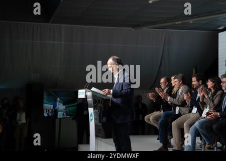 Calella, Spagna. 27 ottobre 2024. L'ultimo giorno del congresso per il partito indipendentista Junts guidato dall'ex presidente Puigdemont, dove è stata ratificata la nuova dirigenza del partito, con Puigdemont in prima linea. Último día del congreso del partido independent de Puigdemont, 'Junts', donde se ha ratificado la nueva ejecutiva del partido, con el expresidente Puigdemont al frente. Nella foto:jordi Turull News-Politics-Calella, Barcellona, Spagna domenica, ottobre 27, 2024 (foto di Eric Renom/LaPresse) credito: LaPresse/Alamy Live News Foto Stock