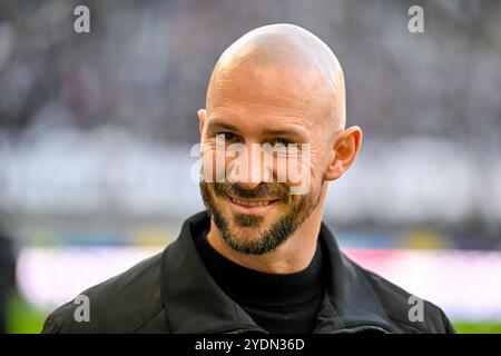 Linz, Austria. 27 ottobre 2024. LINZ, AUSTRIA - OTTOBRE 27: Capo allenatore Christian Ilzer del Puntigamer Sturm Graz durante il match Admiral Bundesliga tra LASK e SK Puntigamer Sturm Graz alla Raiffeisen Arena il 27 ottobre 2024 a Linz, Austria.241027 SEPA 20 013 - 20241027 PD6738 credito: APA-PictureDesk/Alamy Live News Foto Stock