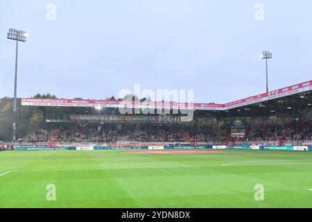 Ein Blick auf das Stadion. GER, 1.FC Union Berlin gegen Eintracht Frankfurt, Fussball, Bundesliga, Saison 2024/2025, 8. SPIELTAG, 27.10.2024 (LE NORMATIVE DFL VIETANO QUALSIASI USO DI FOTOGRAFIE COME SEQUENZE DI IMMAGINI E/O QUASI-VIDEO). Foto: Eibner-Pressefoto/Ryan Sleiman Foto Stock