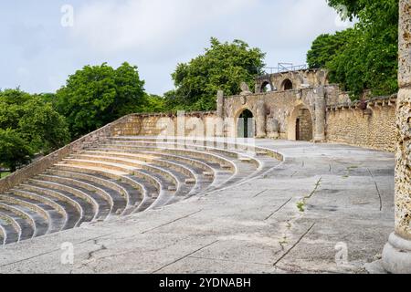 Dettagli dell'anfiteatro Altos de Chavon, un'attrazione turistica, ricostruzione di un vecchio villaggio in stile mediterraneo a la Romana vicino al fiume Chavon, Dom Foto Stock