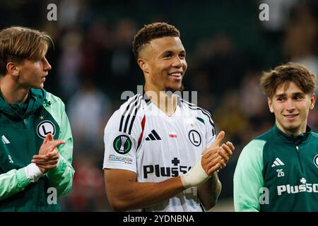 Varsavia, Polonia. 3 ottobre 2024. Steven Kapuadi (Legia Warszawa) visto durante la partita della UEFA Europa Conference League tra le squadre del Legia Warszawa e del Real Betis Balompie allo Stadion Miejski Legii Warszawa. Punteggio finale Legia Warszawa 1:0 Real Betis Balompie credito: SOPA Images Limited/Alamy Live News Foto Stock