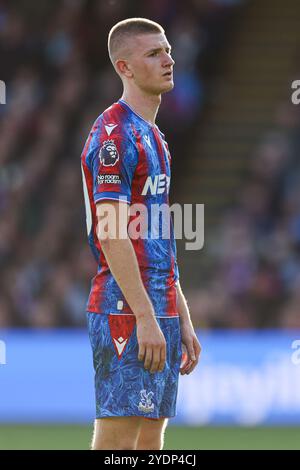 Londra, Regno Unito. 27 ottobre 2024. Adam Wharton di Crystal Palace in azione durante la partita di Premier League al Selhurst Park, Londra. Credito immagine dovrebbe essere: Kieran Cleeves/Sportimage Credit: Sportimage Ltd/Alamy Live News Foto Stock