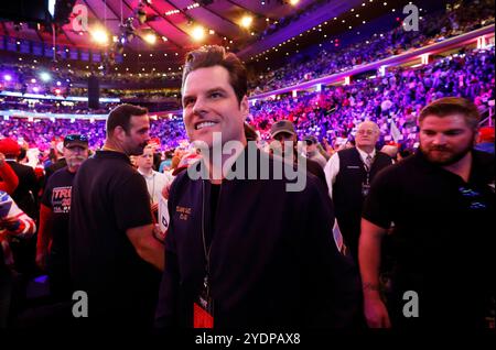 New York, Stati Uniti. 27 ottobre 2024. Il rappresentante degli Stati Uniti Matt Gaetz arriva prima che il presidente Donald J. Trump parli ad una manifestazione al Madison Square Garden di New York, domenica 27 ottobre 2024. Foto di John Angelillo/UPI credito: UPI/Alamy Live News Foto Stock