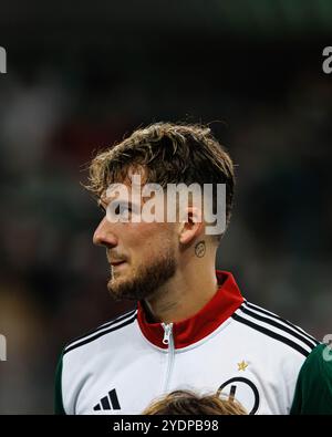 Varsavia, Polonia. 3 ottobre 2024. Kacper Tobiasz (Legia Warszawa) visto durante la partita della UEFA Europa Conference League tra le squadre del Legia Warszawa e il Real Betis Balompie allo Stadion Miejski Legii Warszawa. Punteggio finale Legia Warszawa 1:0 Real Betis Balompie (foto di Maciej Rogowski/SOPA Images/Sipa USA) credito: SIPA USA/Alamy Live News Foto Stock