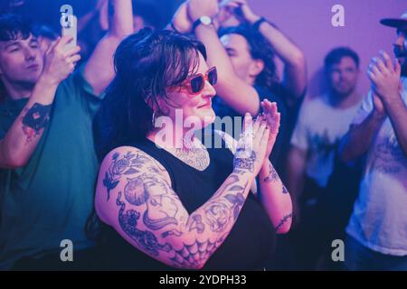 I DZ Deathrays vivono a YES, Manchester Foto Stock