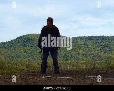 IN A VIOLENT NATURE (2024), DIRETTO DA CHRIS NASH. Crediti: Shudder / Low Sky Productions / album Foto Stock