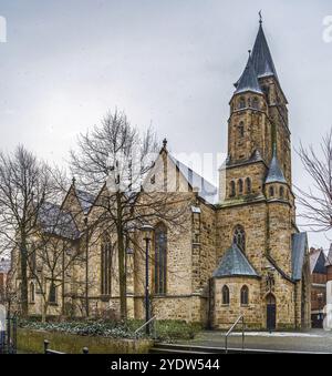 La chiesa parrocchiale cattolica di San Lorenzo fu costruita all'inizio del XV secolo a Warendorf, Germania, Europa Foto Stock