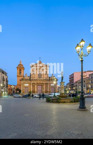 Chiesa madre, Santa Maria assunta in cielo, Gela, Caltanisetta, Sicilia, Italia, Mediterraneo, Europa Foto Stock