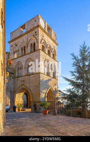 Campanile, Chiesa madre, Gangi, Palermo, Sicilia, Italia, Mediterraneo, Europa Foto Stock