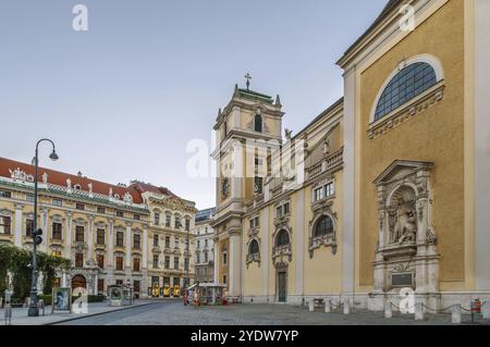 Lo Schottenstift (Abbazia scozzese) è un monastero cattolico fondato a Vienna nel 1155, in Austria, in Europa Foto Stock