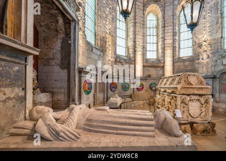 Chiesa del Carmo e rovine del Convento, Lisbona, Portogallo, Europa Foto Stock