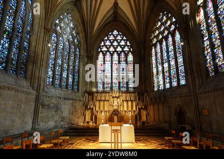 Wells Cathedral, una cattedrale anglicana del XII secolo dedicata a Sant'Andrea Apostolo, sede del vescovo di Bath e Wells, Wells, Somerset, Inghilterra Foto Stock