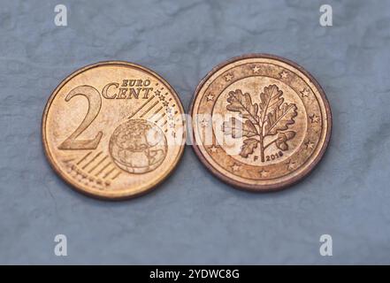 moneta da 2 centesimi di euro, fronte e retro Foto Stock