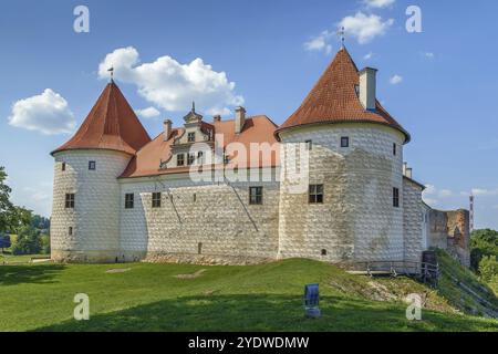 Parte restaurata del castello di Bauska, Lettonia, Europa Foto Stock