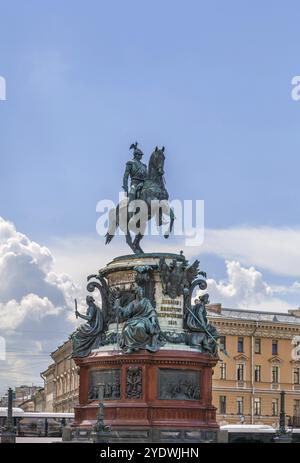 Il Monumento a Nicola i è un monumento equestre in bronzo di Nicola i in Piazza Sant'Isacco a San Pietroburgo, Russia, Europa Foto Stock