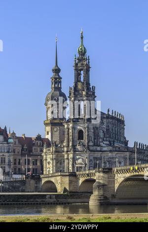 La cattedrale della Santa Trinità è sempre stata la chiesa cattolica più importante della città Dresda, Sassonia, Germania, Europa Foto Stock