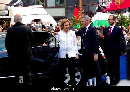 Asturie, Spagna. 25 ottobre 2024. La regina Emerito di Spagna Sofia al suo arrivo a Campoamor all'ultimo giorno dei premi della Principessa delle Asturie. I premi Princess of Asturias si sono conclusi a Oviedo dopo due settimane di eventi e la presenza della famiglia reale spagnola. (Credit Image: © Mercedes Menendez/Pacific Press via ZUMA Press Wire) SOLO PER USO EDITORIALE! Non per USO commerciale! Foto Stock