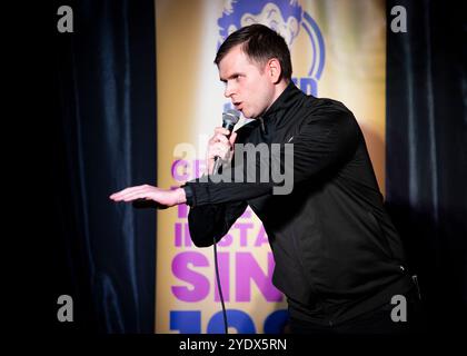 Nick Everritt si esibisce al Joker Comedy Club, Southend-on-Sea, Essex © Clarissa Debenham (Film Free Photography) / Alamy Foto Stock