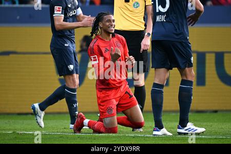 Fussball, Bundesliga, Deutschland, Herren, Saison 2024/2025, 8) Spieltag, Vonovia Ruhrstadion Bochum, VfL Bochum - FC Bayern MŸnchen 0:5; Michael Olise (FCB). Aktion Foto Stock