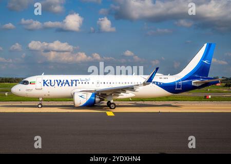 Kuwait Airways Airbus A320neo, aeroporto di Roma Fiumicino, Italia Foto Stock