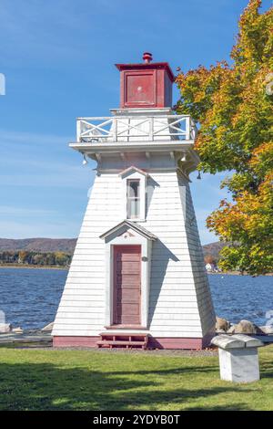 Il faro di Annapolis segna l'Annapolis Royal in nuova Scozia e segnala la fine delle acque navigabili per le navi che navigano sul fiume Annapolis. Il towe Foto Stock
