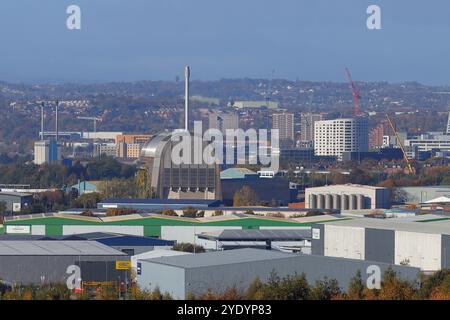 Un'area industriale di Leeds che comprende l'inceneritore per il riciclaggio dei rifiuti a Cross Green Foto Stock