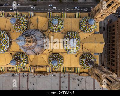 Vista aerea del tetto della cattedrale-basilica di Nuestra Señora del Pilar, Saragozza, Spagna Foto Stock