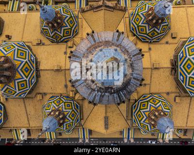 Vista aerea del tetto della cattedrale-basilica di Nuestra Señora del Pilar, Saragozza, Spagna Foto Stock