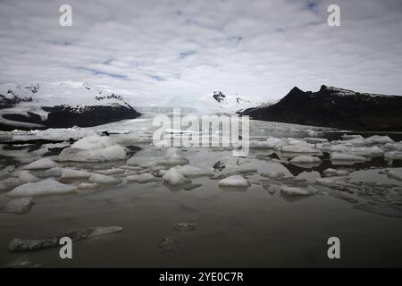 Immagine paesaggistica dell'Islanda al Fjallsjökull, Laghi glaciali Foto Stock