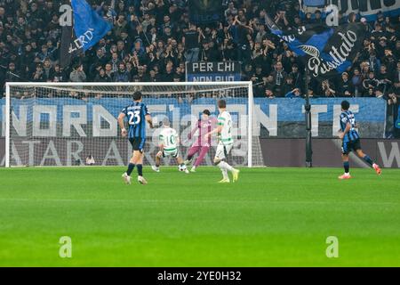 Marco Carnesecchi di Atalanta BC 1907 in azione durante la partita di calcio della fase MD1 della UEFA Champions League 2024/2025 tra Atalanta BC e Cel Foto Stock