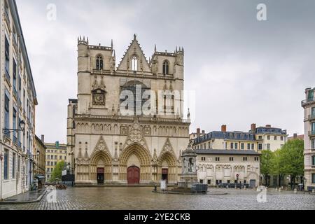 La cattedrale di Lione è una chiesa cattolica situata in Place Saint-Jean a Lione, Francia, Europa Foto Stock